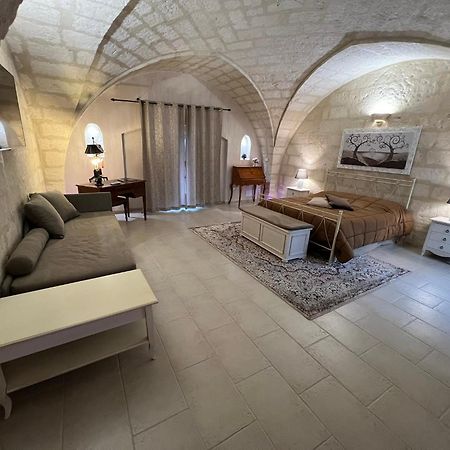 Suite Cavour Luxury Home Taranto Exterior photo